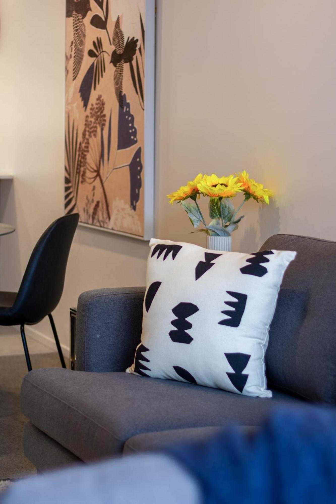 City Lights Retreat With Carpark 2 Bed 2 Bath Christchurch Luaran gambar